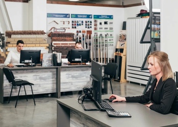 Шоурум компании СтройМаркет Кимры 6